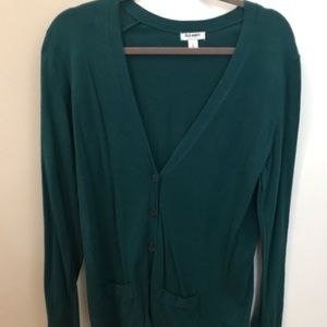 Old navy green long sleeve shirt